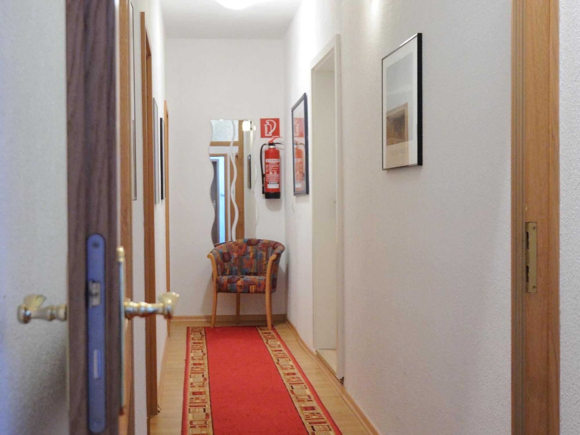 Hotel Zur Post Klotten Rom bilde