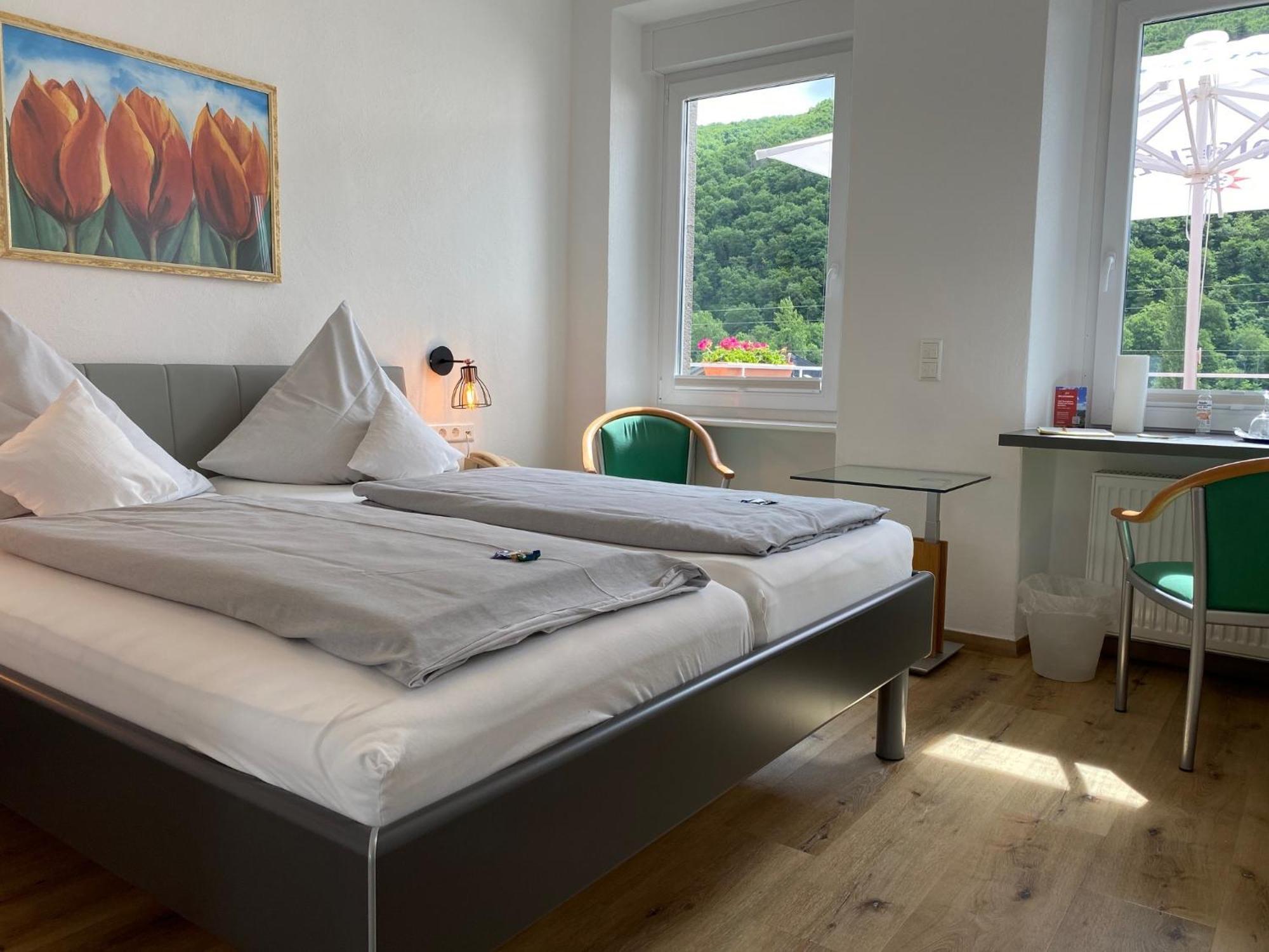 Hotel Zur Post Klotten Rom bilde